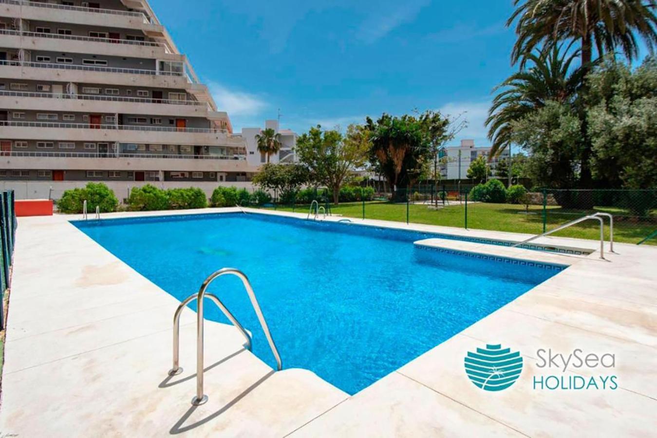 Skysea Holidays Benalmadena Europark Dış mekan fotoğraf